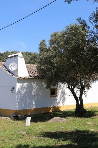 Agroturismo Monte Das Cobras - Country House