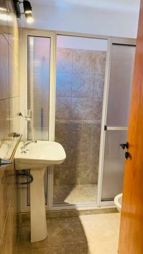 Apartamento Departamento Centrico Con Cochera