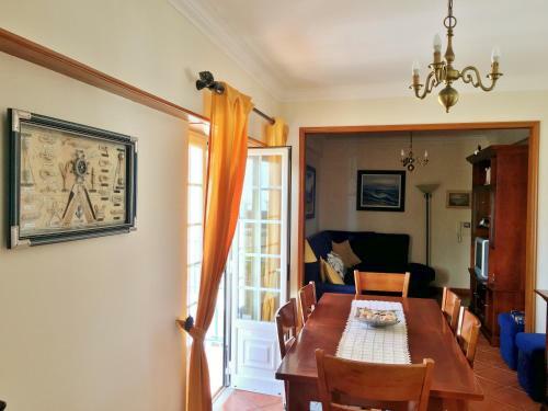 Ericeira Lovers Apartment Center