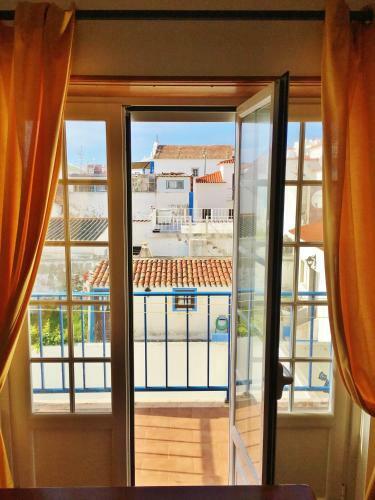 Ericeira Lovers Apartment Center