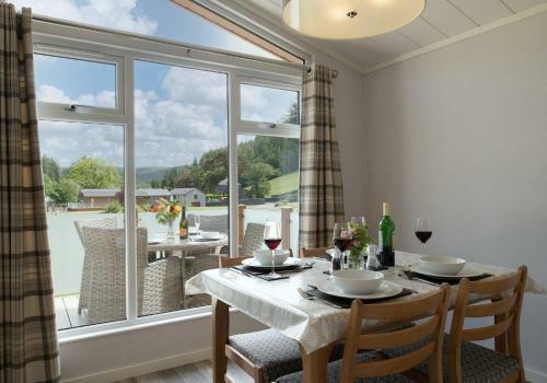 Llyn Ffynnon Lodge