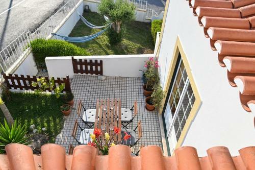 Bed & Breakfast Surf Lodge - Villa Dos Irm�os
