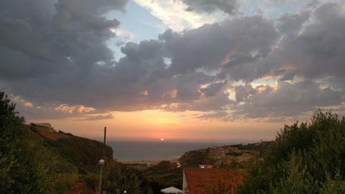 Bed & Breakfast Surf Lodge - Villa Dos Irm�os