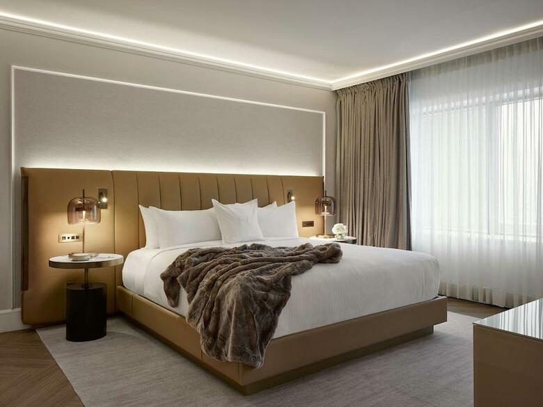 Loews Hotel Vogue