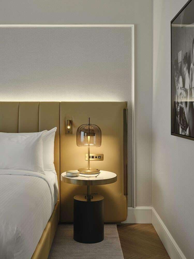 Loews Hotel Vogue