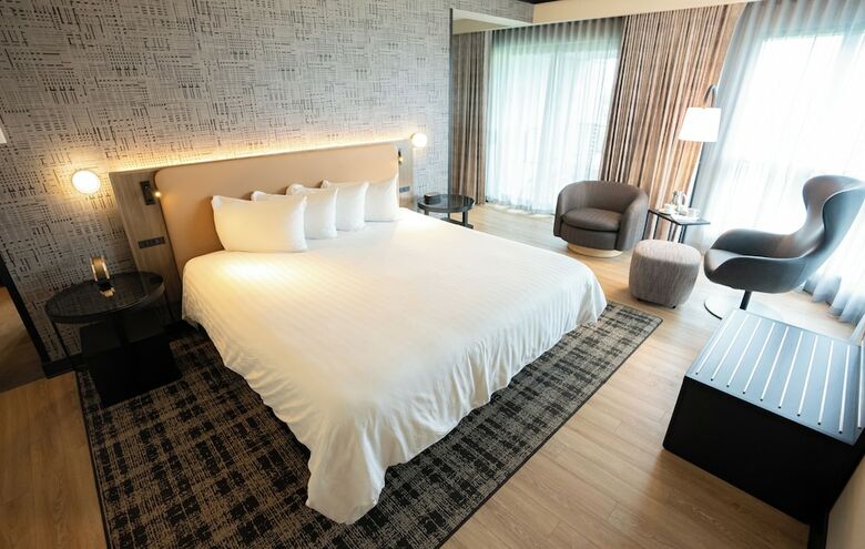 Brookstreet Hotel - Corporate Double