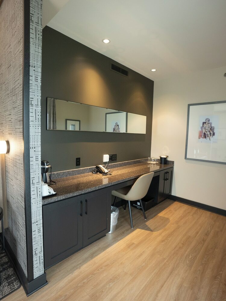 Brookstreet Hotel - Corporate Double
