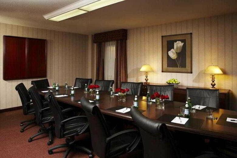 Lord Elgin Hotel