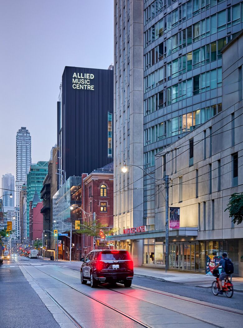 Pantages Hotel Toronto Centre