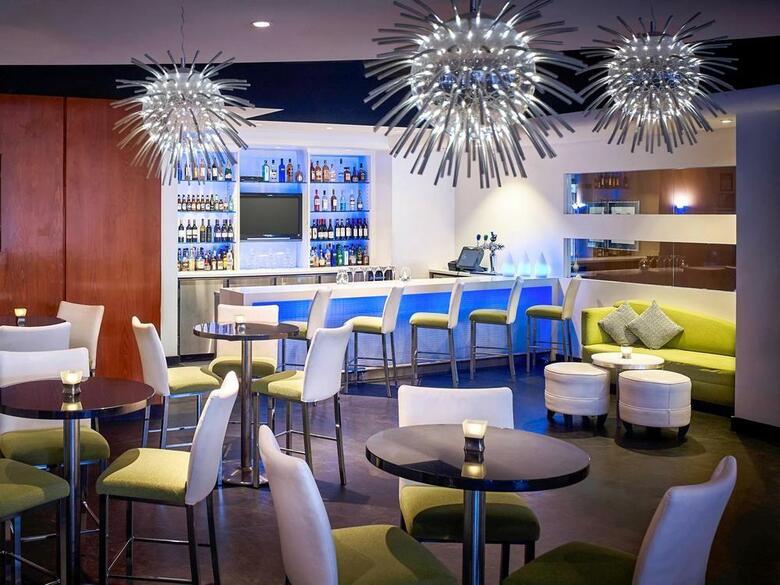 Hotel Novotel Toronto North York