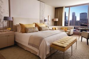 Four Seasons Hotel Toronto - Deluxe