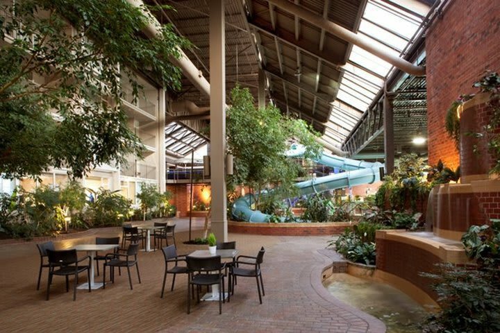 Hotel Delta Toronto East