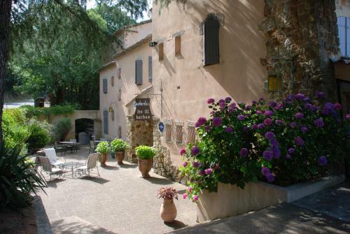 Hotel H�tel Les 3 Barbus