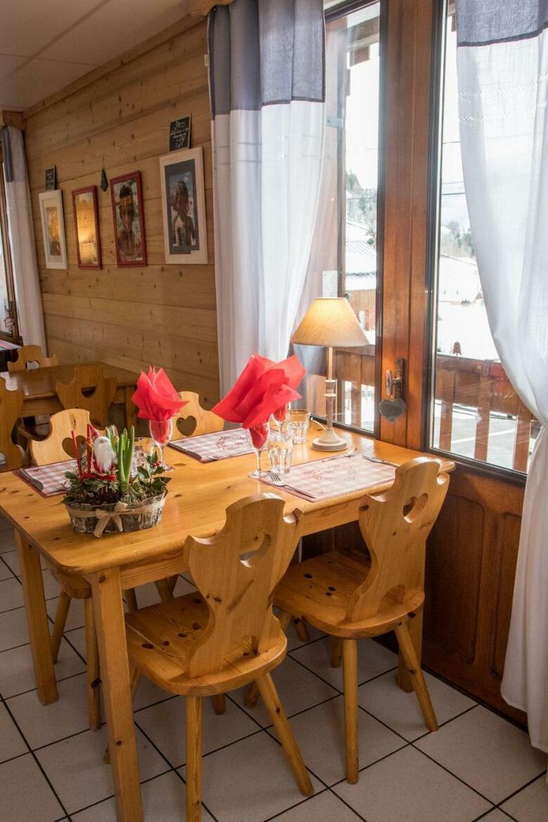 Hostal Chalet De La Yodine