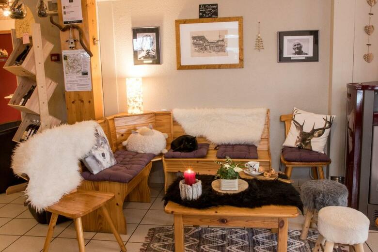 Hostal Chalet De La Yodine