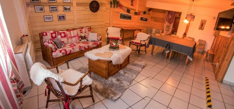 Hostal Chalet De La Yodine