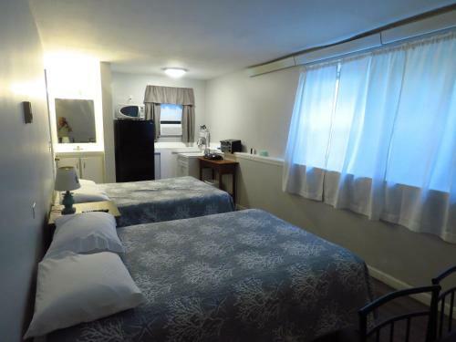 Aparthotel Breakers By The Sea