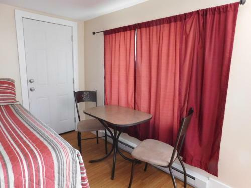 Emerald Isle Motel - Hampton