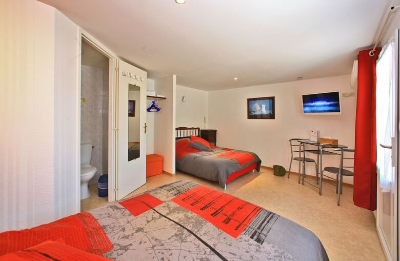 Hostal Auberge Le Marais