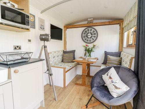 Betws View, Shepherd Hut