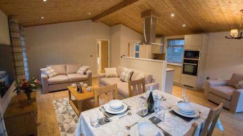 Llyn Brenig Lodge