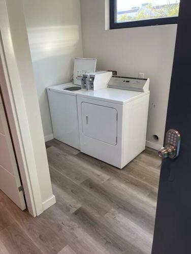 Posada One Bedroom Apartment With Sd Downtown View