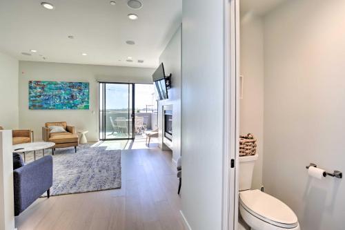 Upscale Beach Rowhome With Rooftop And Bay Views!