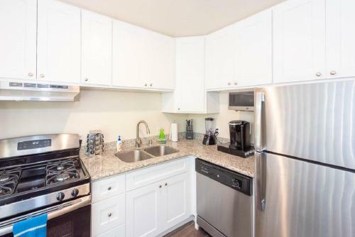 Apartamento Bright Stylish 2br With Pool Gym-15mins To Beach