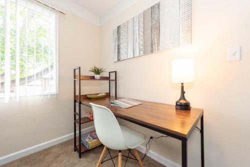 Apartamento Bright Stylish 2br With Pool Gym-15mins To Beach