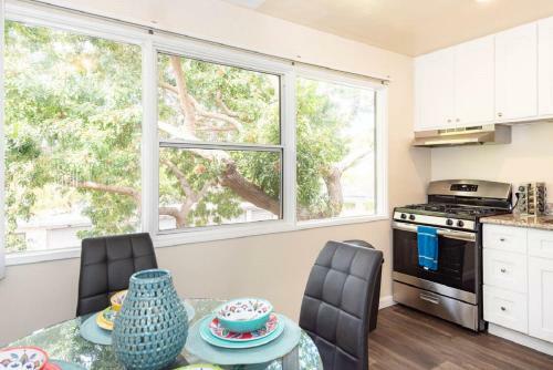 Apartamento Bright Stylish 2br With Pool Gym-15mins To Beach