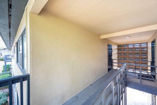 Apartamento Bright Stylish 2br With Pool Gym-15mins To Beach