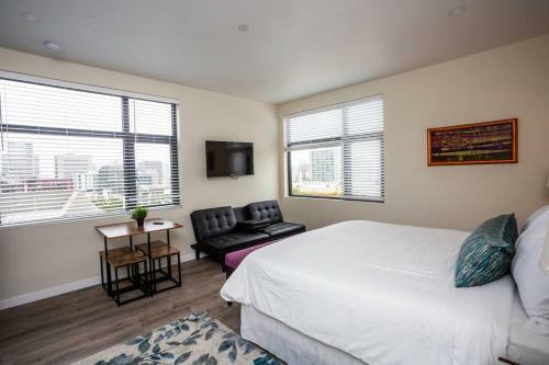Posada Premier Location With Great Scenic Downtown View