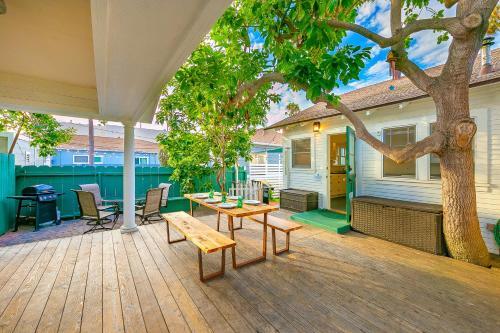 Ocean Beach Cottage And Casita