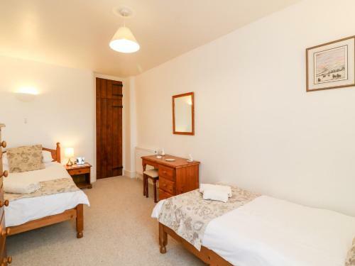 Littleham Court Cottage