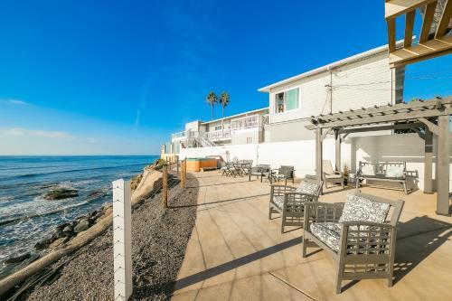 Sunset Cliffs Escape #4