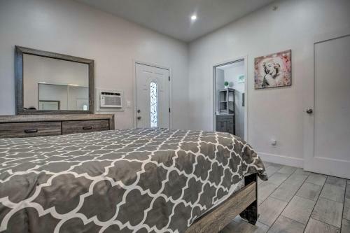 Updated San Diego Home Walk To Balboa Park!