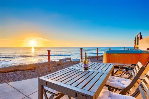 Sunset Cliffs Escape #2