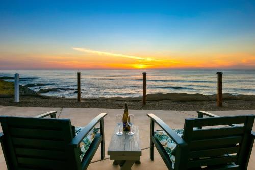 Sunset Cliffs Escape #2