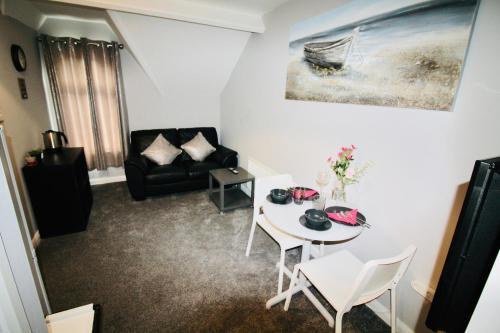 Modern 1 Bedroom Belfast Apartment A