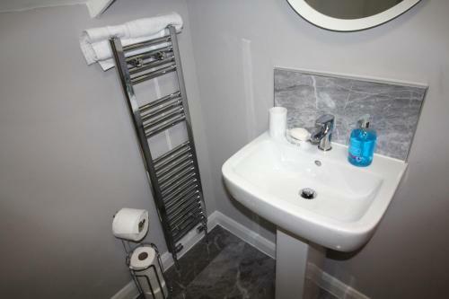Modern 1 Bedroom Belfast Apartment A
