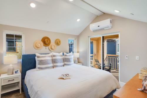Bayside Cove Retreat