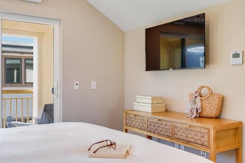 Bayside Cove Retreat