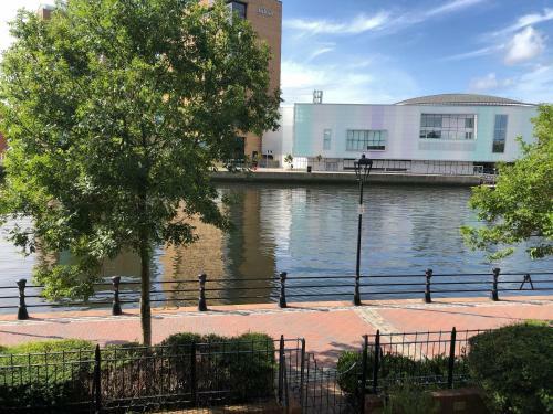 Apartamentos Lagan View - The Perfect Location In The City