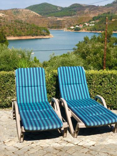 Lakeside Rest