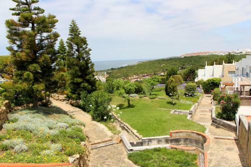 Bispo�s Family House