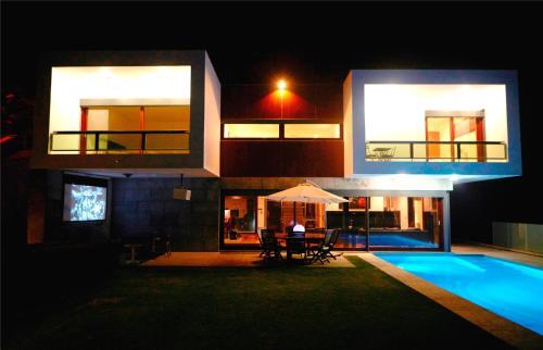Villa Caeiros