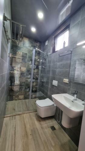 Hostal Dayoff-shekvetili
