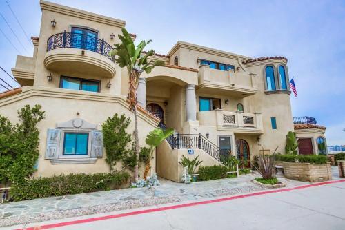 Bay Villa #3906