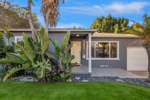 Pacific Beach Cottage