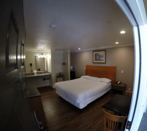 Hotel Gateway Lodge